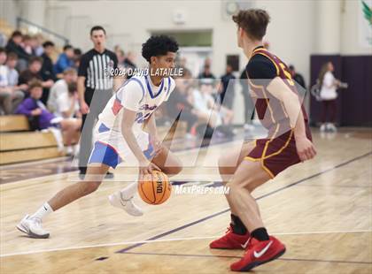 Thumbnail 3 in Windsor vs. Cherry Creek photogallery.
