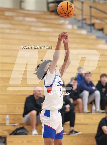 Thumbnail 1 in Windsor vs. Cherry Creek photogallery.