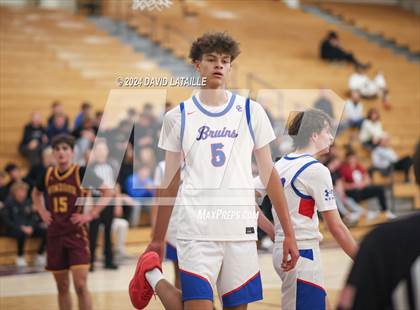 Thumbnail 3 in Windsor vs. Cherry Creek photogallery.