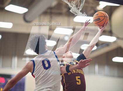 Thumbnail 1 in Windsor vs. Cherry Creek photogallery.