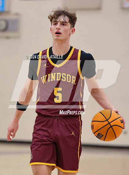 Thumbnail 3 in Windsor vs. Cherry Creek photogallery.
