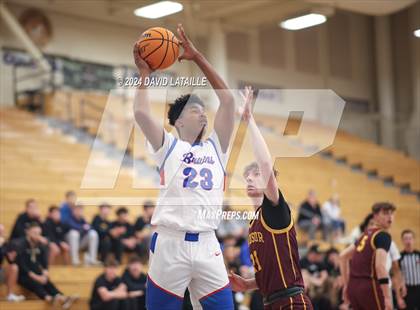 Thumbnail 2 in Windsor vs. Cherry Creek photogallery.