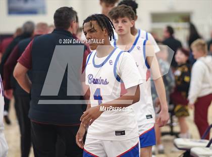Thumbnail 2 in Windsor vs. Cherry Creek photogallery.