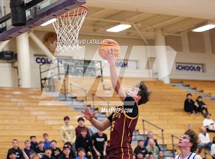 Thumbnail 3 in Windsor vs. Cherry Creek photogallery.