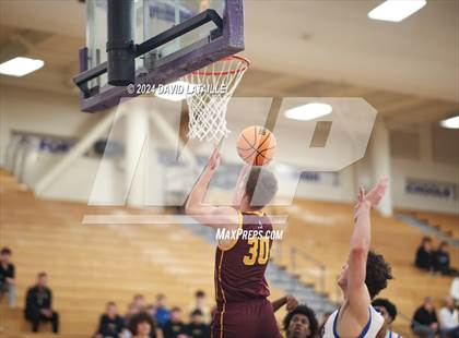 Thumbnail 3 in Windsor vs. Cherry Creek photogallery.