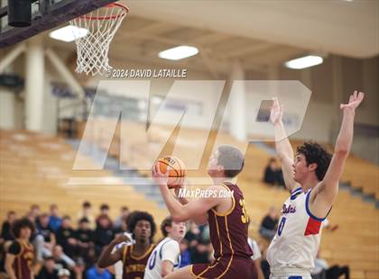 Thumbnail 2 in Windsor vs. Cherry Creek photogallery.