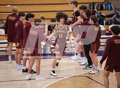 Thumbnail 3 in Windsor vs. Cherry Creek photogallery.