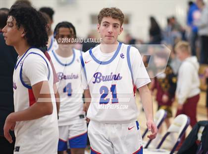 Thumbnail 1 in Windsor vs. Cherry Creek photogallery.