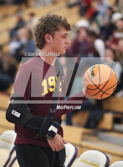 Thumbnail 2 in Windsor vs. Cherry Creek photogallery.