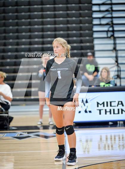 Thumbnail 3 in Mica Mountain vs Sabino photogallery.