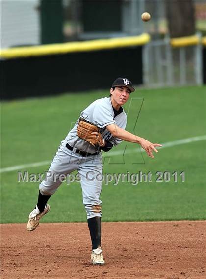 Thumbnail 3 in Villa Park @ Canyon photogallery.