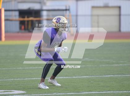 Thumbnail 2 in Clairemont @ Santana photogallery.