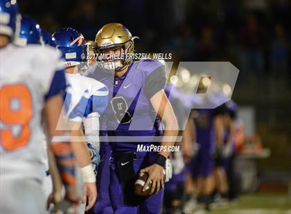 Thumbnail 3 in Clairemont @ Santana photogallery.
