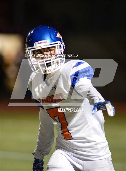 Thumbnail 2 in Clairemont @ Santana photogallery.