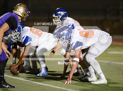 Thumbnail 1 in Clairemont @ Santana photogallery.