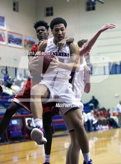 Thumbnail 3 in Bob Jones @ Huntsville photogallery.