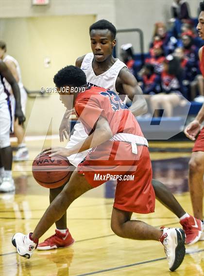 Thumbnail 3 in Bob Jones @ Huntsville photogallery.