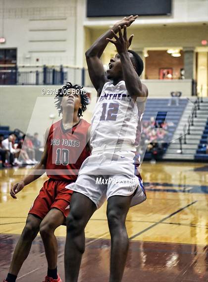 Thumbnail 3 in Bob Jones @ Huntsville photogallery.
