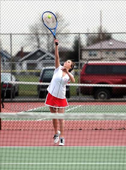 Thumbnail 3 in Everett @ Marysville-Pilchuck photogallery.