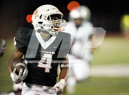 Thumbnail 3 in Marcus @ Bowie photogallery.