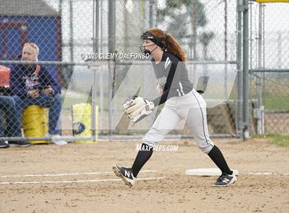 Thumbnail 3 in Pomona @ Dakota Ridge photogallery.
