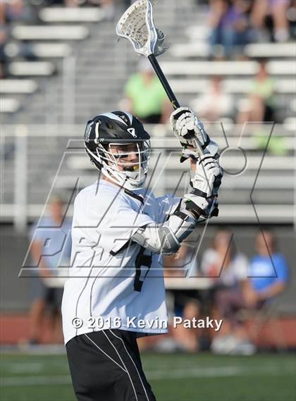 Thumbnail 1 in Fairfield Ludlowe @ Xavier (CIAC Class L Quarterfinal) photogallery.