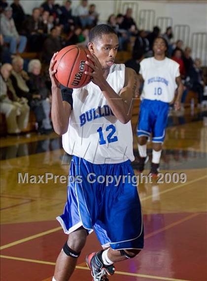 Thumbnail 3 in Jordan vs. Oakland Tech  (Modesto Christian Holiday Hoops)  photogallery.