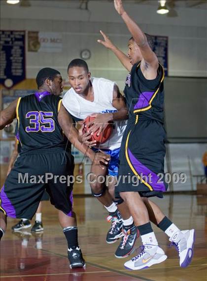 Thumbnail 1 in Jordan vs. Oakland Tech  (Modesto Christian Holiday Hoops)  photogallery.