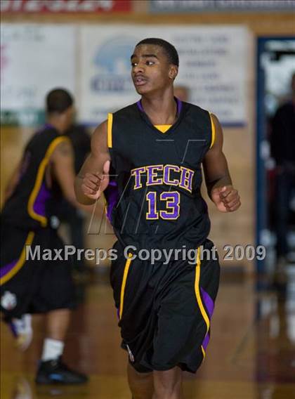Thumbnail 2 in Jordan vs. Oakland Tech  (Modesto Christian Holiday Hoops)  photogallery.