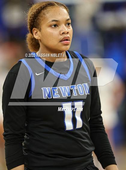 Thumbnail 2 in North Forsyth vs. Newton (GHSA 6A State Semi-Final) photogallery.