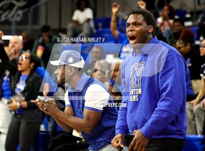 Thumbnail 3 in North Forsyth vs. Newton (GHSA 6A State Semi-Final) photogallery.