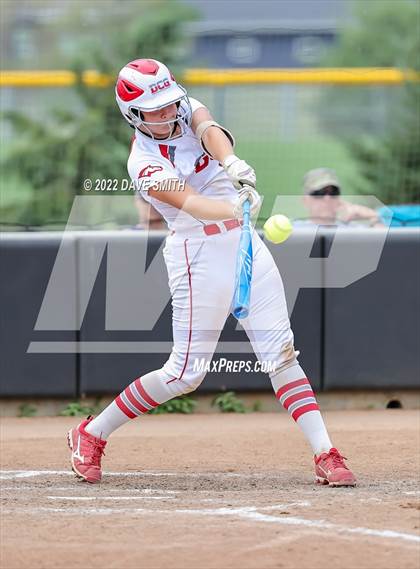 Thumbnail 3 in Dallas Center-Grimes vs Center Point-Urbana (Linn-Mar / Alburnett Tournament) photogallery.
