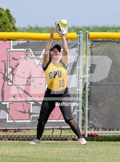 Thumbnail 3 in Dallas Center-Grimes vs Center Point-Urbana (Linn-Mar / Alburnett Tournament) photogallery.