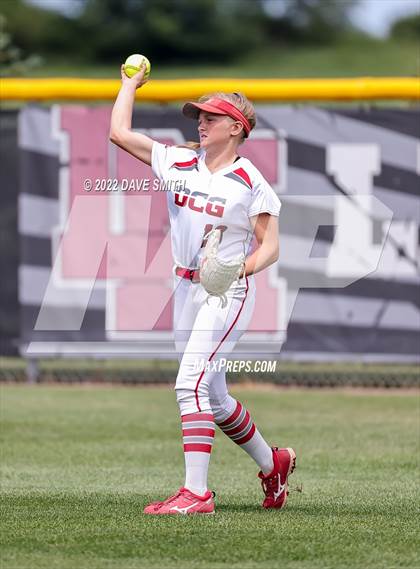 Thumbnail 1 in Dallas Center-Grimes vs Center Point-Urbana (Linn-Mar / Alburnett Tournament) photogallery.
