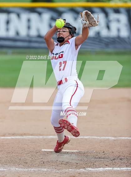 Thumbnail 3 in Dallas Center-Grimes vs Center Point-Urbana (Linn-Mar / Alburnett Tournament) photogallery.