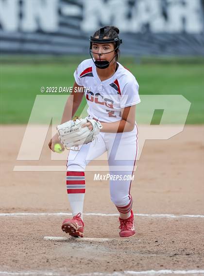 Thumbnail 3 in Dallas Center-Grimes vs Center Point-Urbana (Linn-Mar / Alburnett Tournament) photogallery.