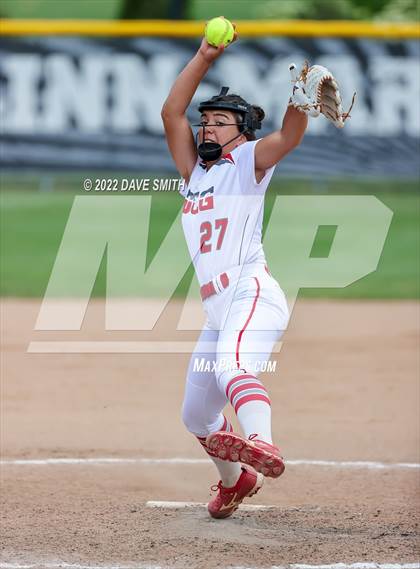 Thumbnail 2 in Dallas Center-Grimes vs Center Point-Urbana (Linn-Mar / Alburnett Tournament) photogallery.