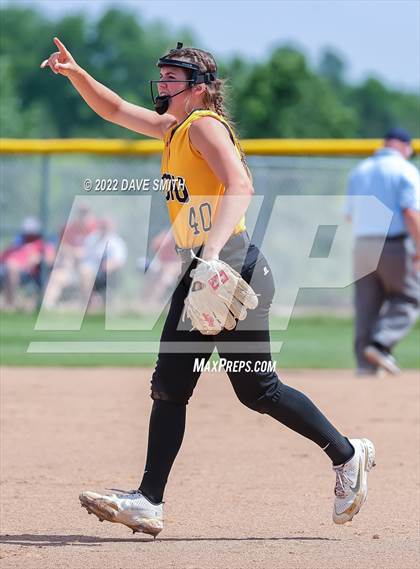 Thumbnail 2 in Dallas Center-Grimes vs Center Point-Urbana (Linn-Mar / Alburnett Tournament) photogallery.