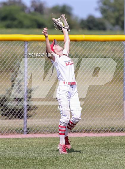 Thumbnail 3 in Dallas Center-Grimes vs Center Point-Urbana (Linn-Mar / Alburnett Tournament) photogallery.