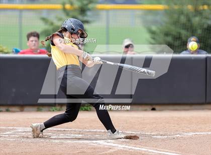 Thumbnail 2 in Dallas Center-Grimes vs Center Point-Urbana (Linn-Mar / Alburnett Tournament) photogallery.