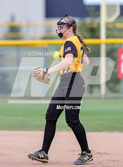 Thumbnail 1 in Dallas Center-Grimes vs Center Point-Urbana (Linn-Mar / Alburnett Tournament) photogallery.