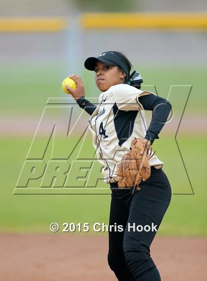 Thumbnail 1 in Vista Grande vs. Empire (Tucson Badger Invitational) photogallery.