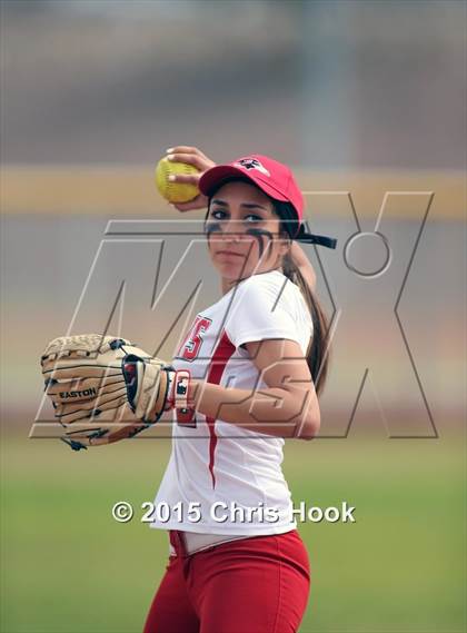 Thumbnail 3 in Vista Grande vs. Empire (Tucson Badger Invitational) photogallery.