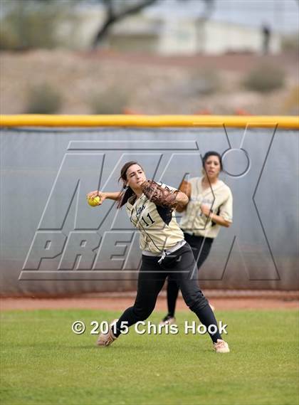 Thumbnail 3 in Vista Grande vs. Empire (Tucson Badger Invitational) photogallery.