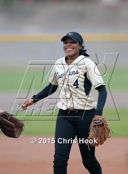 Thumbnail 2 in Vista Grande vs. Empire (Tucson Badger Invitational) photogallery.