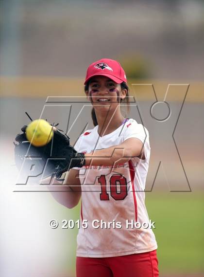 Thumbnail 2 in Vista Grande vs. Empire (Tucson Badger Invitational) photogallery.