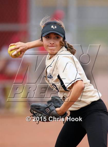 Thumbnail 2 in Vista Grande vs. Empire (Tucson Badger Invitational) photogallery.