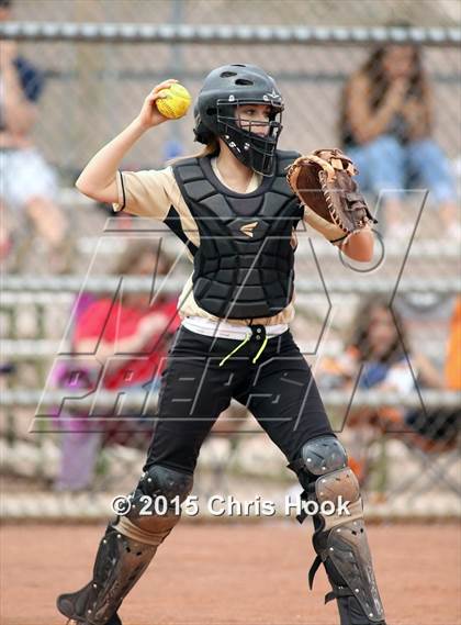Thumbnail 2 in Vista Grande vs. Empire (Tucson Badger Invitational) photogallery.