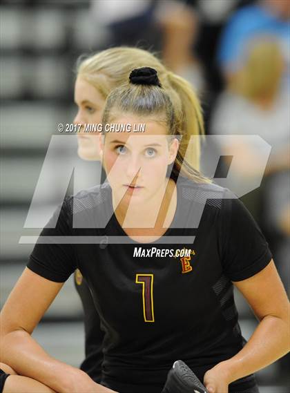 Thumbnail 1 in Esperanza @ Foothill photogallery.
