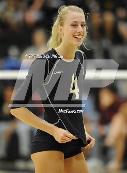 Thumbnail 2 in Esperanza @ Foothill photogallery.